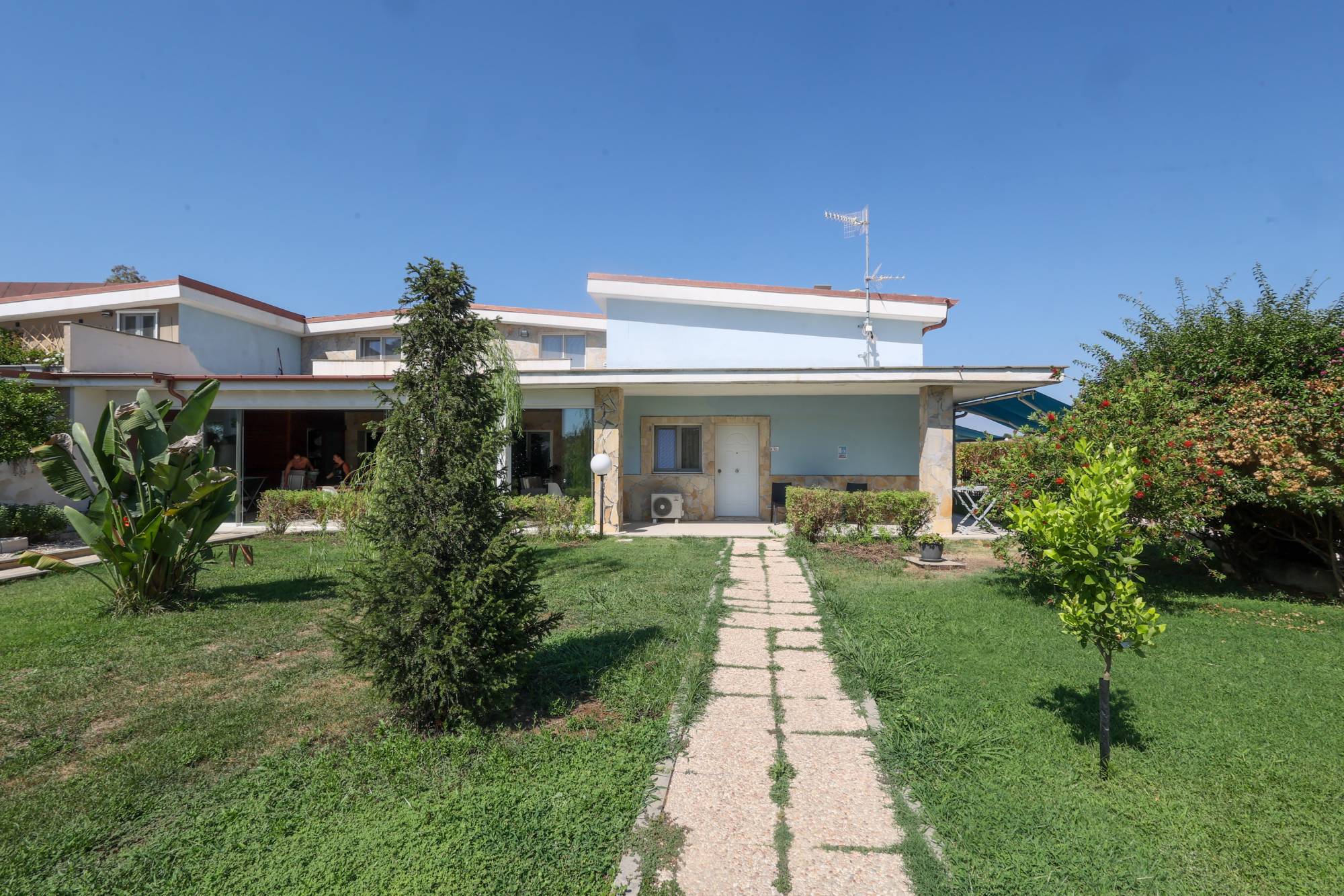 Mabell Guest House Civitavecchia